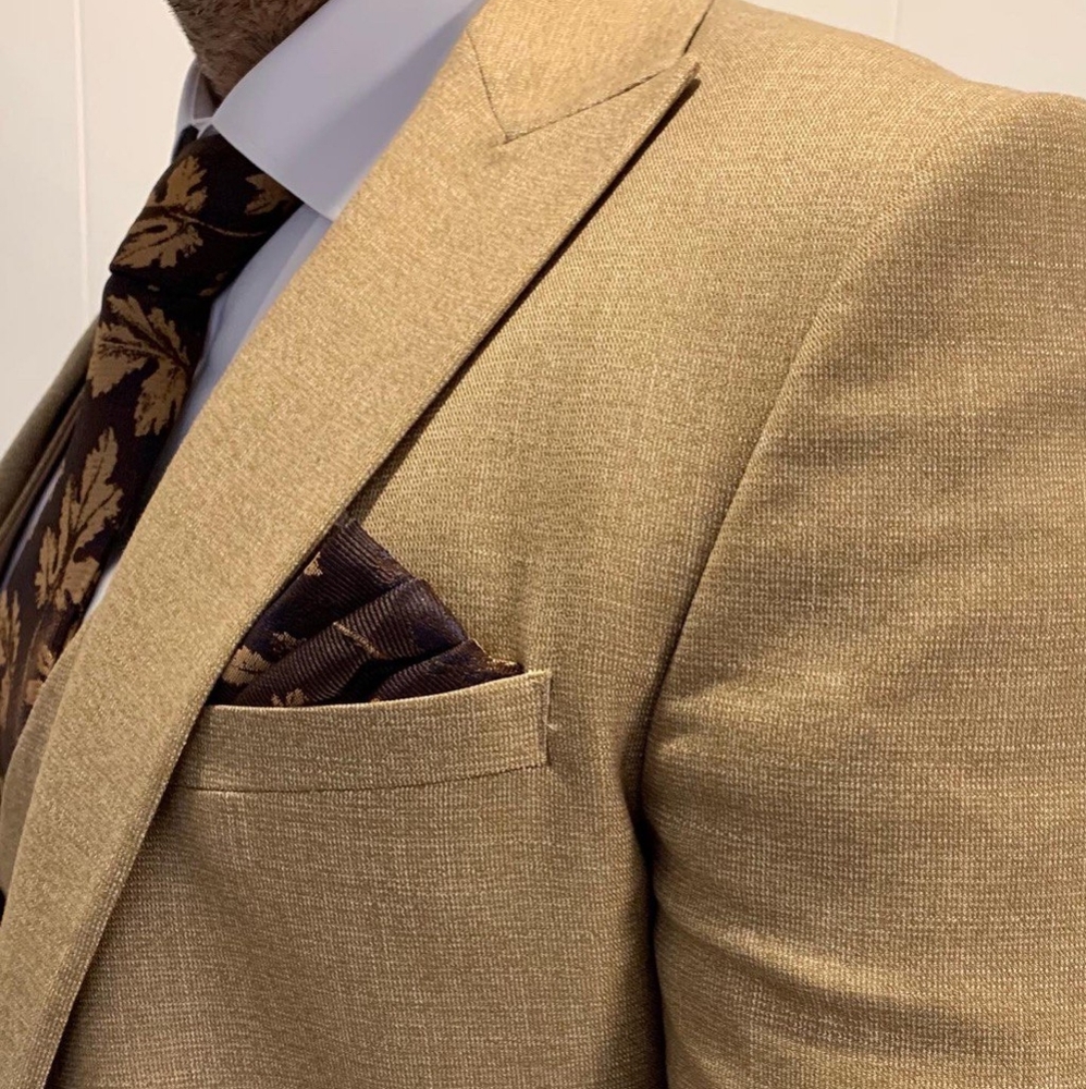 Suits - Picture 2 of 2